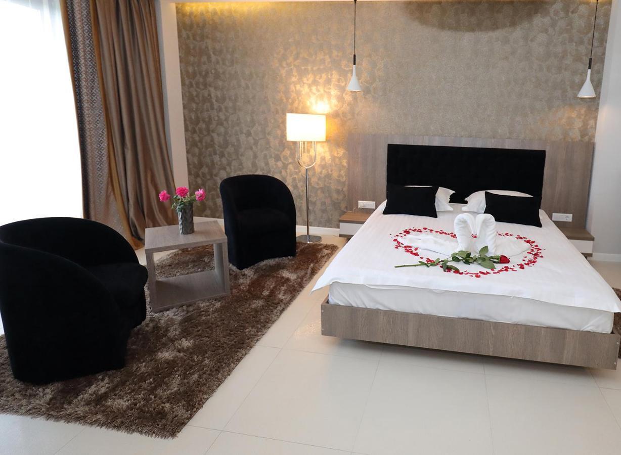 Hotel Meliss Events Craiova Exterior foto